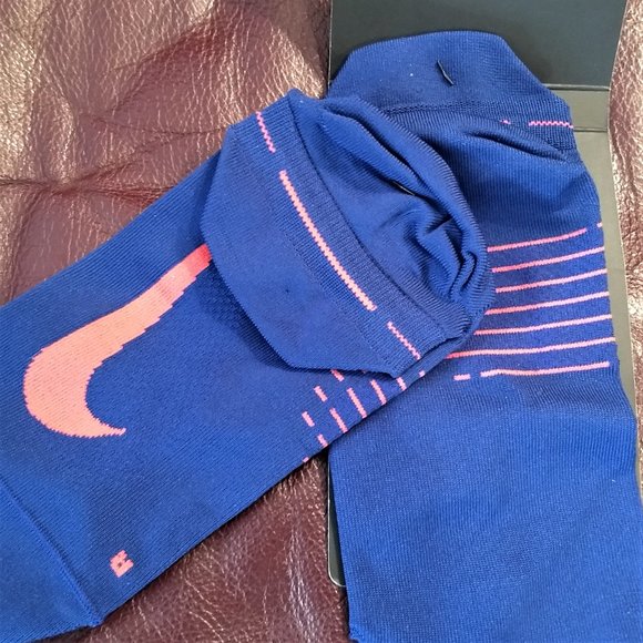 LOT of 2 Pair Socks NWT Running Athletic Elite Men 6-7.5 Women 7.5-9 - Picture 2 of 4